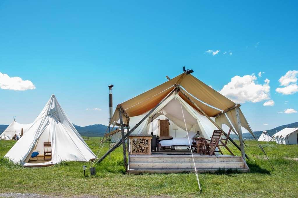 Under Canvas West Yellowstone Szoba fotó
